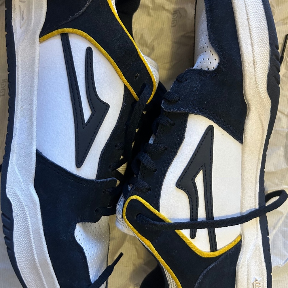 Lakai Manch Telford Black/White size 11